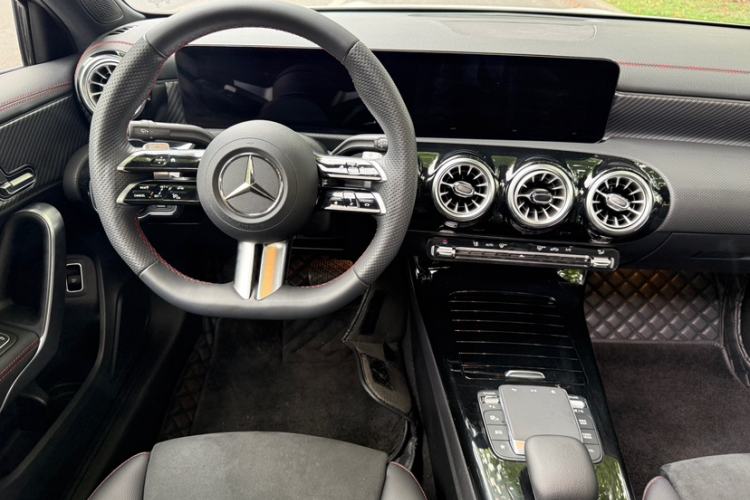 Used Mercedes-Benz A-Class 2023 A 200 L Fashion Model Interior 4