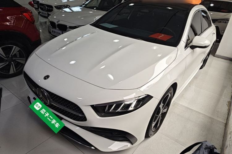Ojetý Mercedes-Benz A-Class 2023 A 200 L Fashion Model Guazi used car, China used car export, Used car for sale, Used  cars, Cheapest cars for sale