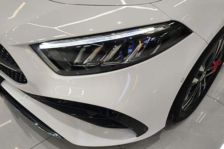 Used Mercedes-Benz A-Class 2023 A 200 L Fashion Model Left Front Headlight