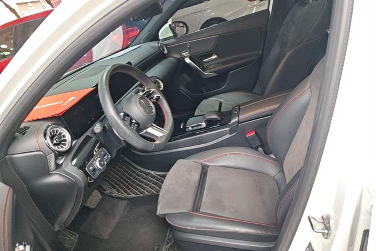 Used Mercedes-Benz A-Class 2023 A 200 L Fashion Model Left Front Seat