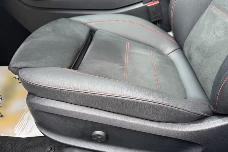 Used Mercedes-Benz A-Class 2023 A 200 L Fashion Model Left Front Seat