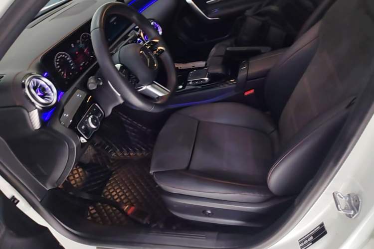 Used Mercedes-Benz A-Class 2023 A 200 L Fashion Model Left Front Seat