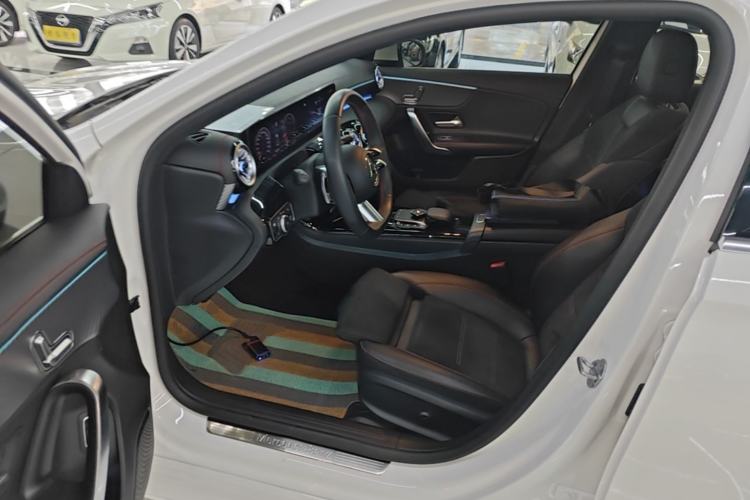 Used Mercedes-Benz A-Class 2023 A 200 L Fashion Model Left Front Seat