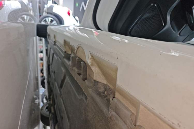 Used Mercedes-Benz A-Class 2023 A 200 L Fashion Model Left Side Sill
