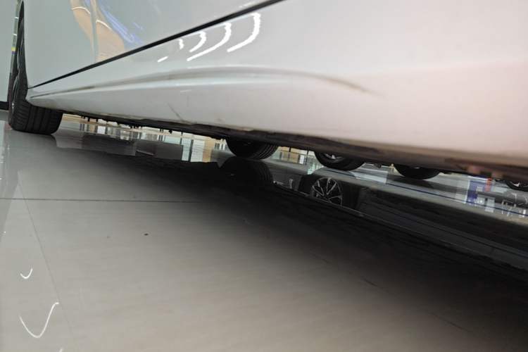 Used Mercedes-Benz A-Class 2023 A 200 L Fashion Model Left Side Sill