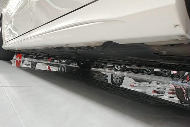 Used Mercedes-Benz A-Class 2023 A 200 L Fashion Model Left Side Sill