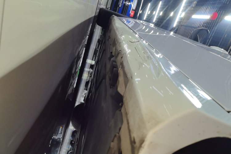Used Mercedes-Benz A-Class 2023 A 200 L Fashion Model Left Side Sill