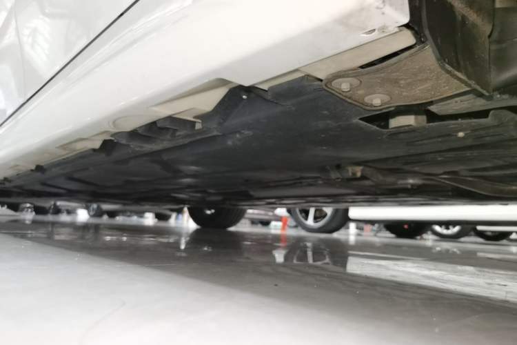 Used Mercedes-Benz A-Class 2023 A 200 L Fashion Model Left Side Sill