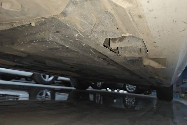 Used Mercedes-Benz A-Class 2023 A 200 L Fashion Model Left Side Sill