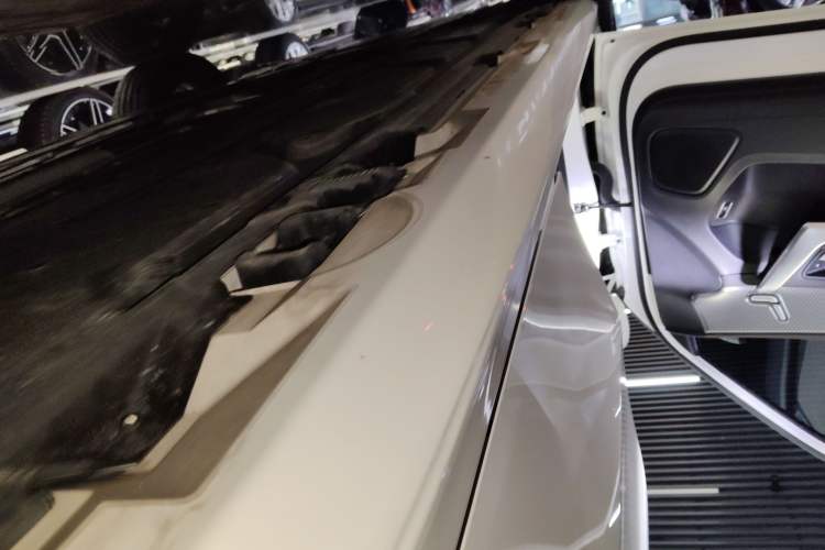 Used Mercedes-Benz A-Class 2023 A 200 L Fashion Model Left Side Sill