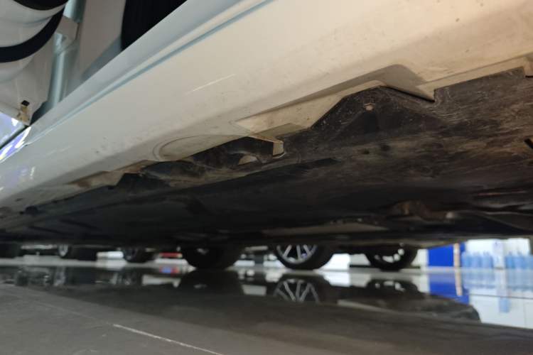 Used Mercedes-Benz A-Class 2023 A 200 L Fashion Model Left Side Sill