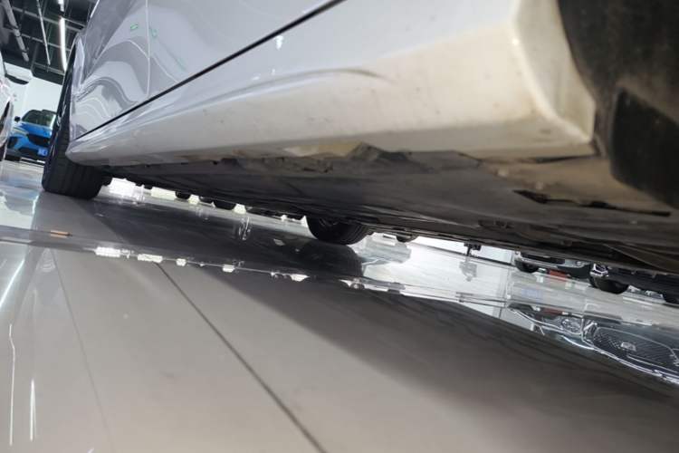 Used Mercedes-Benz A-Class 2023 A 200 L Fashion Model Left Side Sill