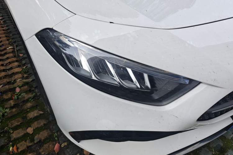 Used Mercedes-Benz A-Class 2023 A 200 L Fashion Model Right Front Headlight