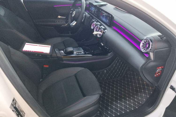 Used Mercedes-Benz A-Class 2023 A 200 L Fashion Model Right Front Seat