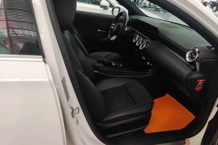 Used Mercedes-Benz A-Class 2023 A 200 L Fashion Model Right Front Seat