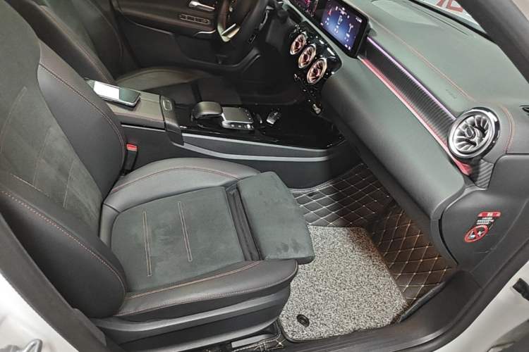 Used Mercedes-Benz A-Class 2023 A 200 L Fashion Model Right Front Seat