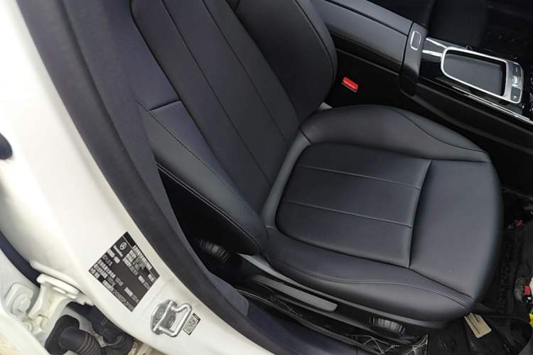 Used Mercedes-Benz A-Class 2023 A 180 L Right Front Seat