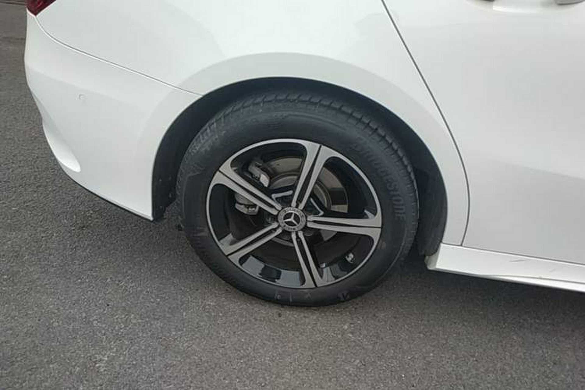 Used Mercedes-Benz A-Class 2023 A 200 L Fashion Model Right Rear Wheel Hub