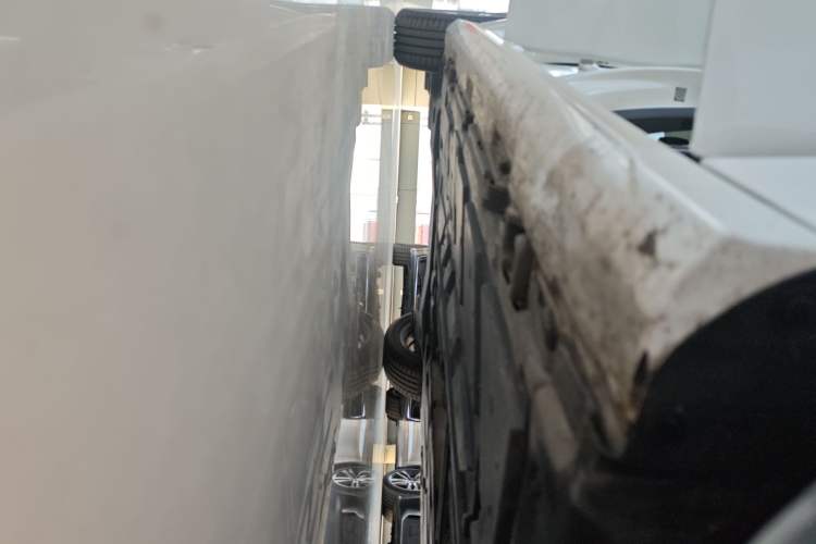 Used Mercedes-Benz A-Class 2023 A 200 L Fashion Model Right Side Sill