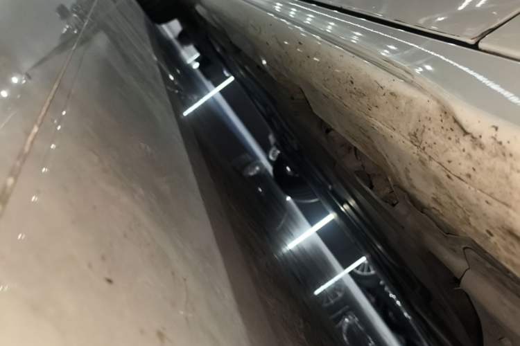 Used Mercedes-Benz A-Class 2023 A 200 L Fashion Model Right Side Sill