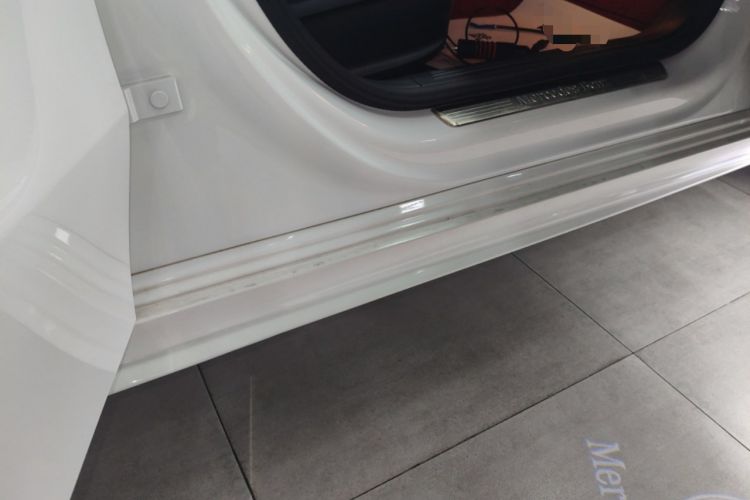 Used Mercedes-Benz A-Class 2023 A 200 L Fashion Model Right Side Sill