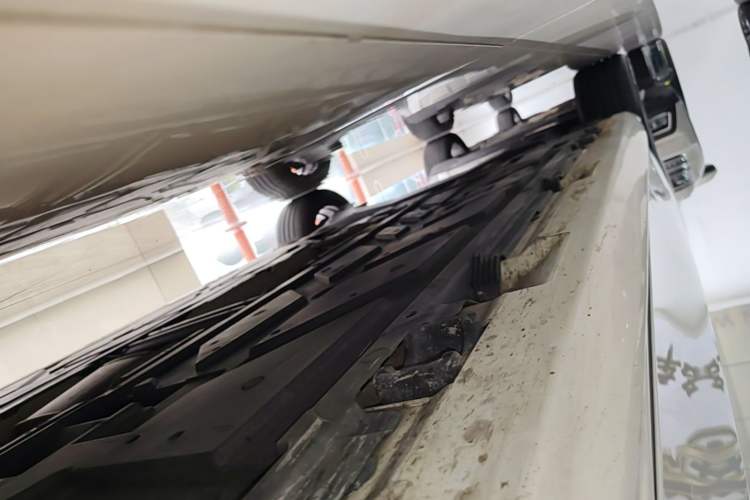 Used Mercedes-Benz A-Class 2023 A 200 L Fashion Model Right Side Sill