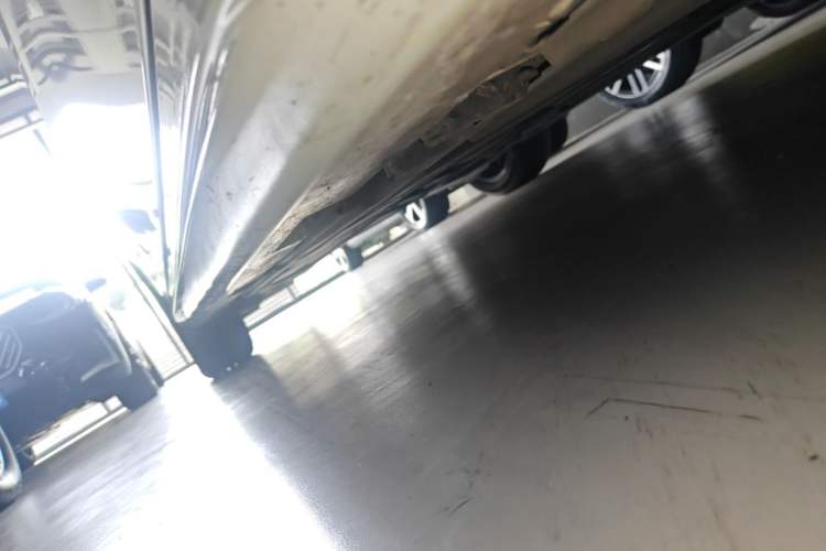Used Mercedes-Benz A-Class 2023 A 200 L Fashion Model Right Side Sill