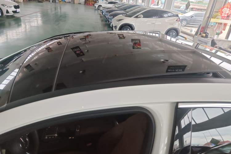 Used Mercedes-Benz A-Class 2023 A 200 L Fashion Model Roof