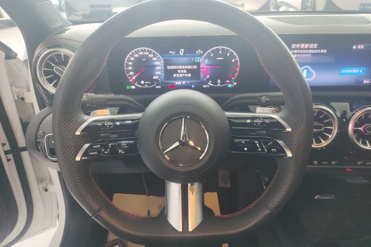 Used Mercedes-Benz A-Class 2023 A 200 L Fashion Model Steering Wheel