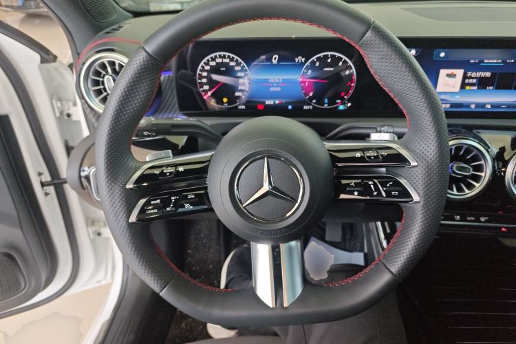 Used Mercedes-Benz A-Class 2023 A 200 L Fashion Model Steering Wheel