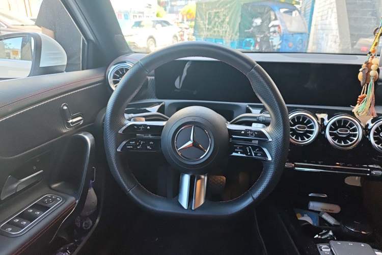 Used Mercedes-Benz A-Class 2023 A 200 L Fashion Model Steering Wheel