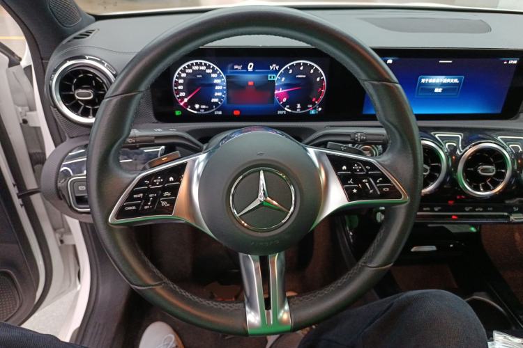 Used Mercedes-Benz A-Class 2023 A 180 L Steering Wheel