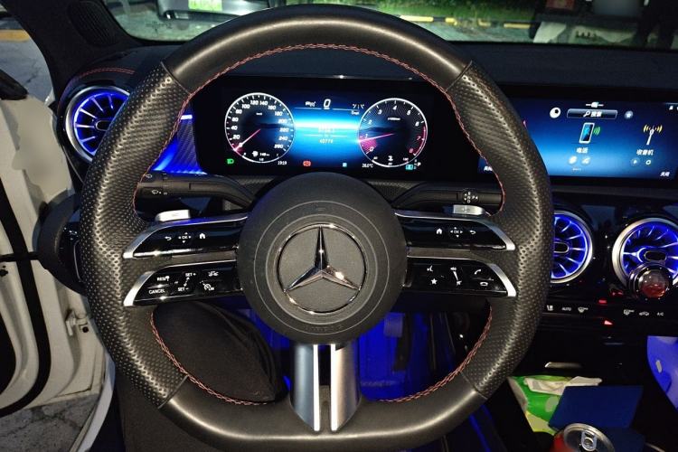 Used Mercedes-Benz A-Class 2023 A 200 L Fashion Model Steering Wheel