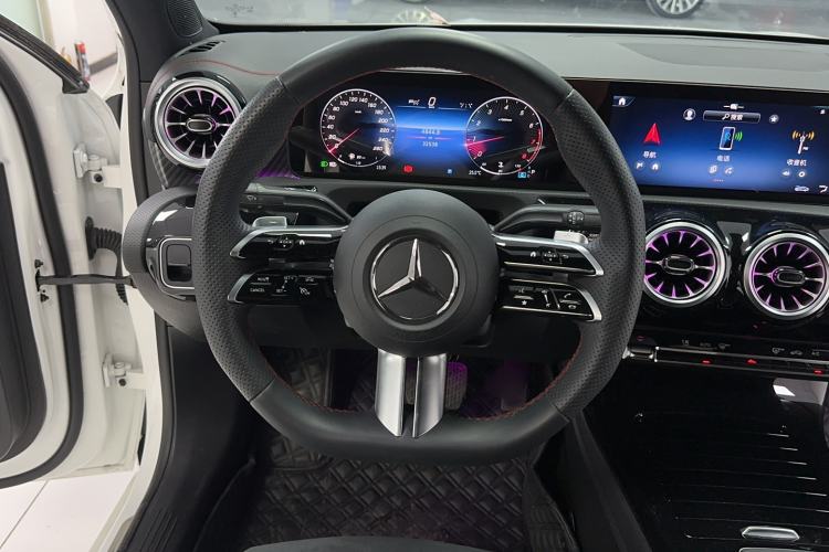 Used Mercedes-Benz A-Class 2023 A 200 L Fashion Model Steering Wheel