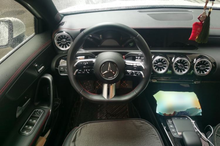 Used Mercedes-Benz A-Class 2023 A 200 L Fashion Model Steering Wheel