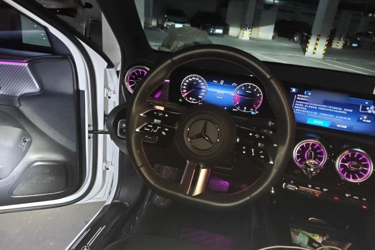 Used Mercedes-Benz A-Class 2023 A 200 L Fashion Model Steering Wheel