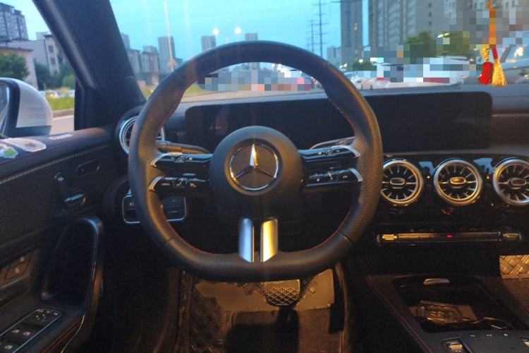 Used Mercedes-Benz A-Class 2023 A 200 L Fashion Model Steering Wheel