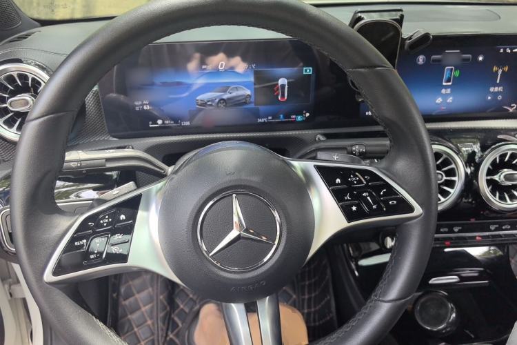Used Mercedes-Benz A-Class 2023 A 180 L Steering Wheel