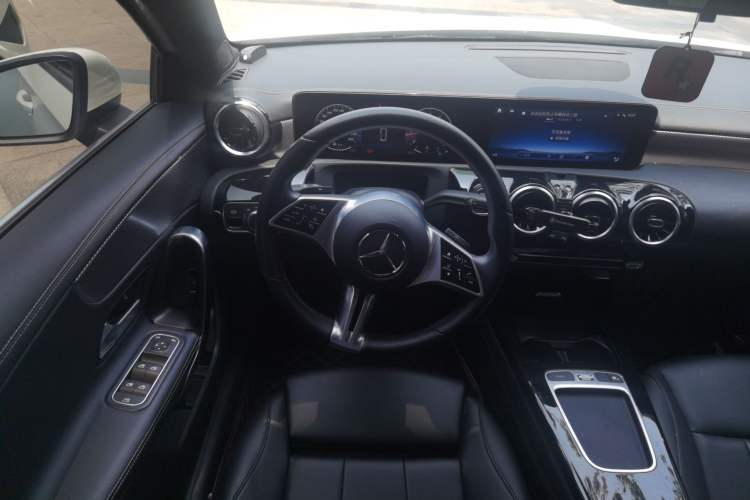 Used Mercedes-Benz A-Class 2023 A 180 L Steering Wheel