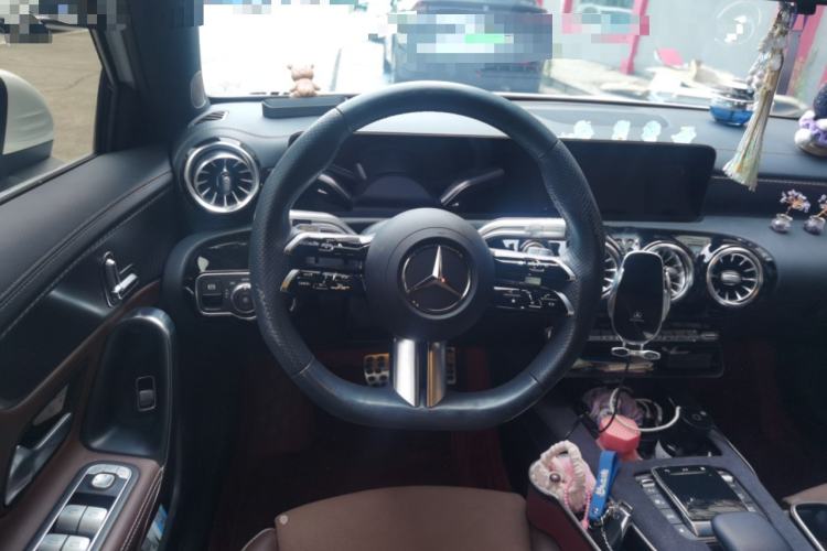 Used Mercedes-Benz A-Class 2023 A 200 L Fashion Model Steering Wheel