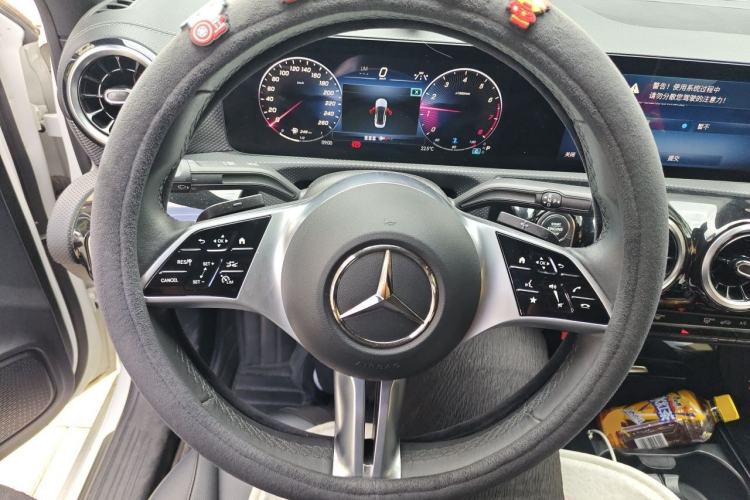 Used Mercedes-Benz A-Class 2023 A 180 L Steering Wheel
