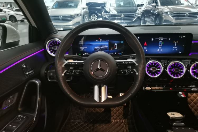 Used Mercedes-Benz A-Class 2023 A 200 L Fashion Model Steering Wheel