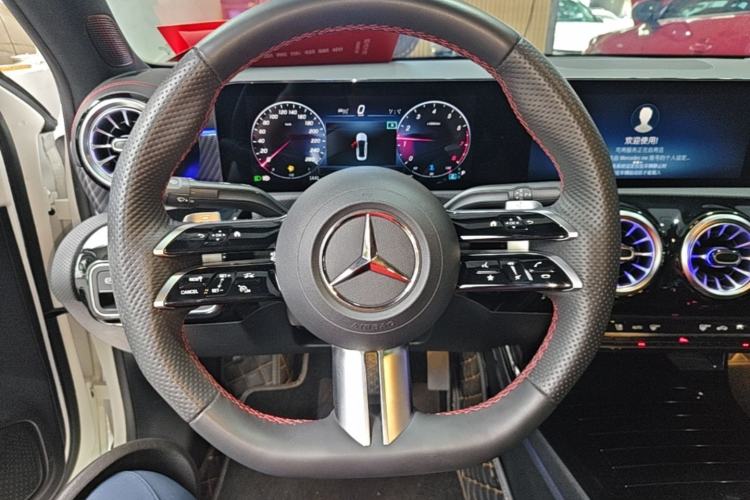 Used Mercedes-Benz A-Class 2023 A 200 L Fashion Model Steering Wheel