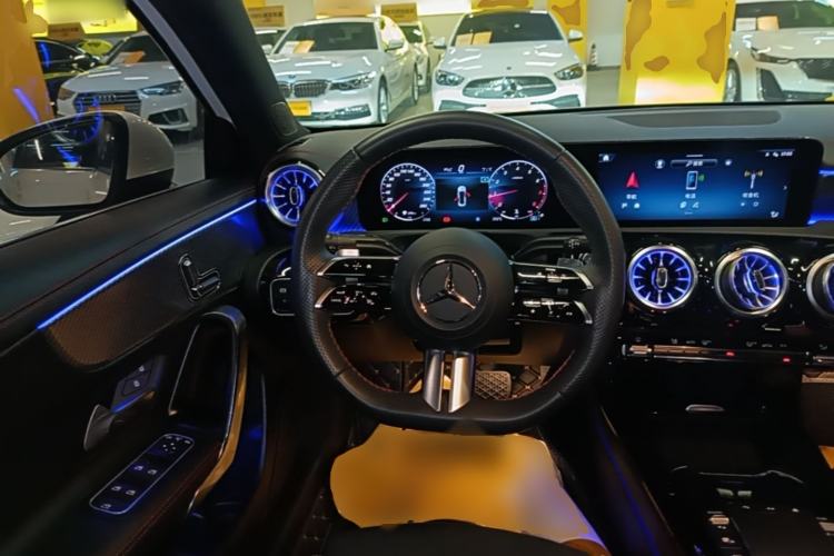 Used Mercedes-Benz A-Class 2023 A 200 L Fashion Model Steering Wheel