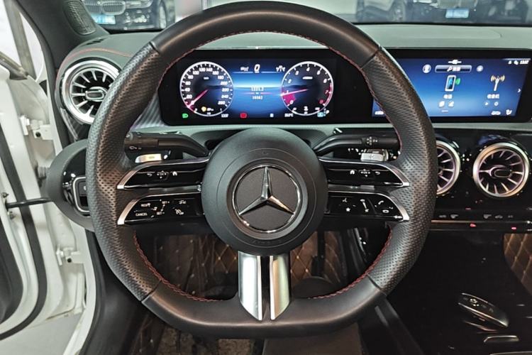 Used Mercedes-Benz A-Class 2023 A 200 L Fashion Model Steering Wheel