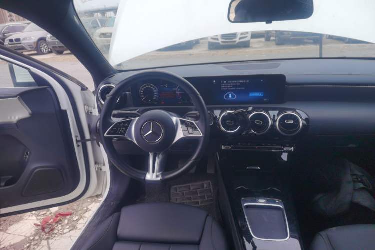 Used Mercedes-Benz A-Class 2023 A 180 L Steering Wheel