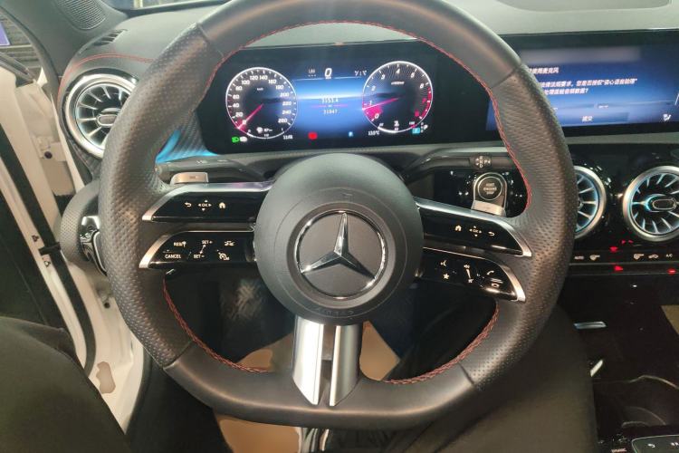 Used Mercedes-Benz A-Class 2023 A 200 L Fashion Model Steering Wheel
