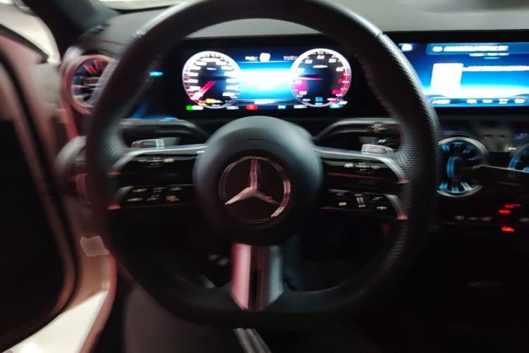 Used Mercedes-Benz A-Class 2023 A 200 L Fashion Model Steering Wheel