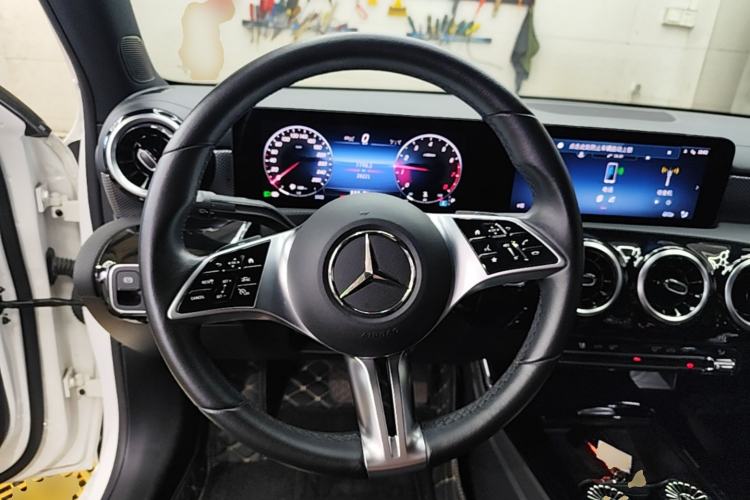 Used Mercedes-Benz A-Class 2023 A 180 L Steering Wheel