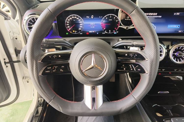 Used Mercedes-Benz A-Class 2023 A 200 L Fashion Model Steering Wheel